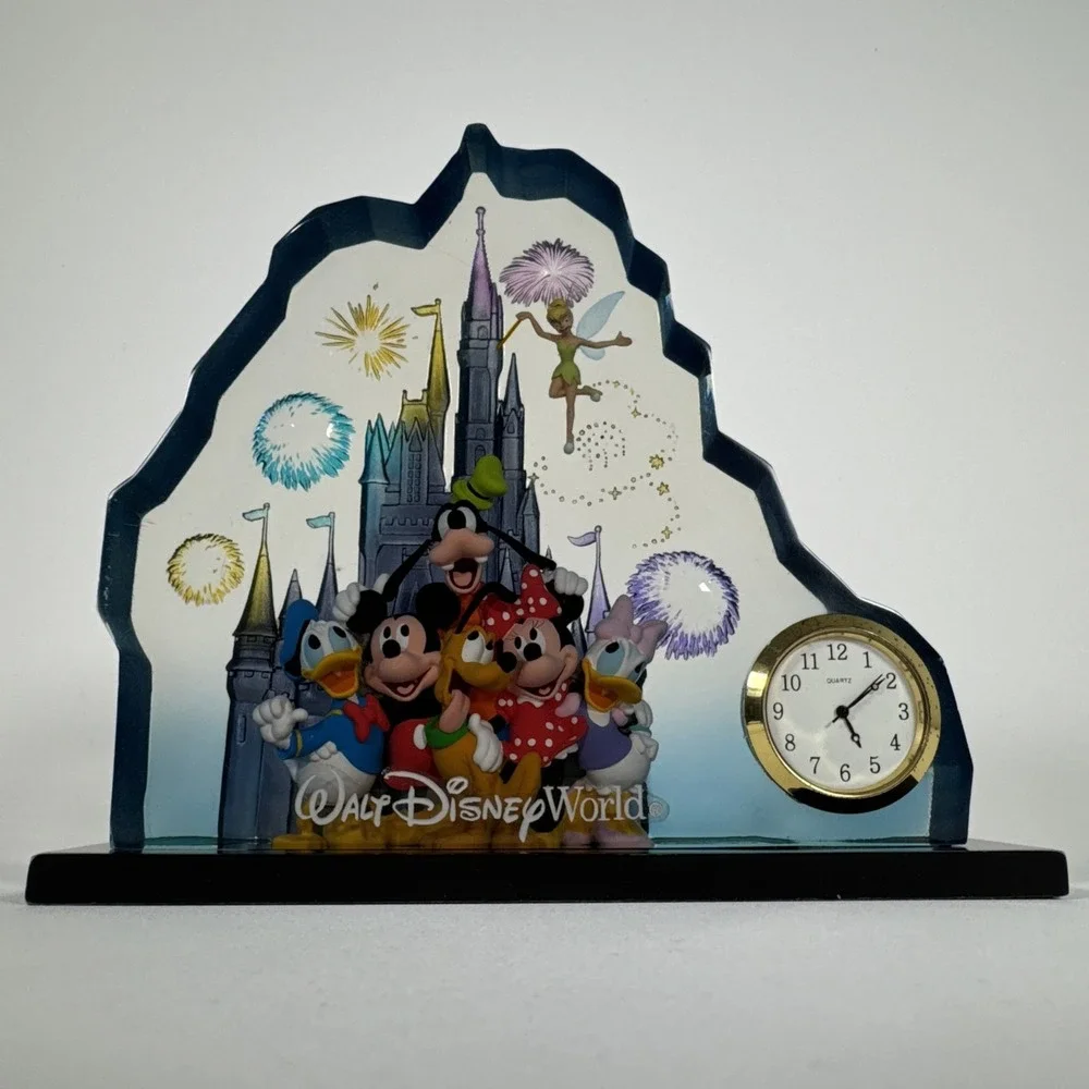 Vintage Walt Disney World Acrylic 3D Shelf Display Disney‎ Characters w/ Clock